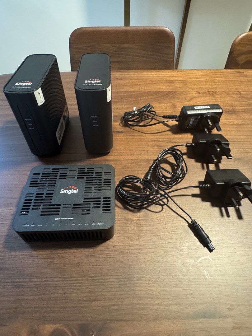 Singtel Optical Network Router & Wi-Fi 6 Mesh Extenders