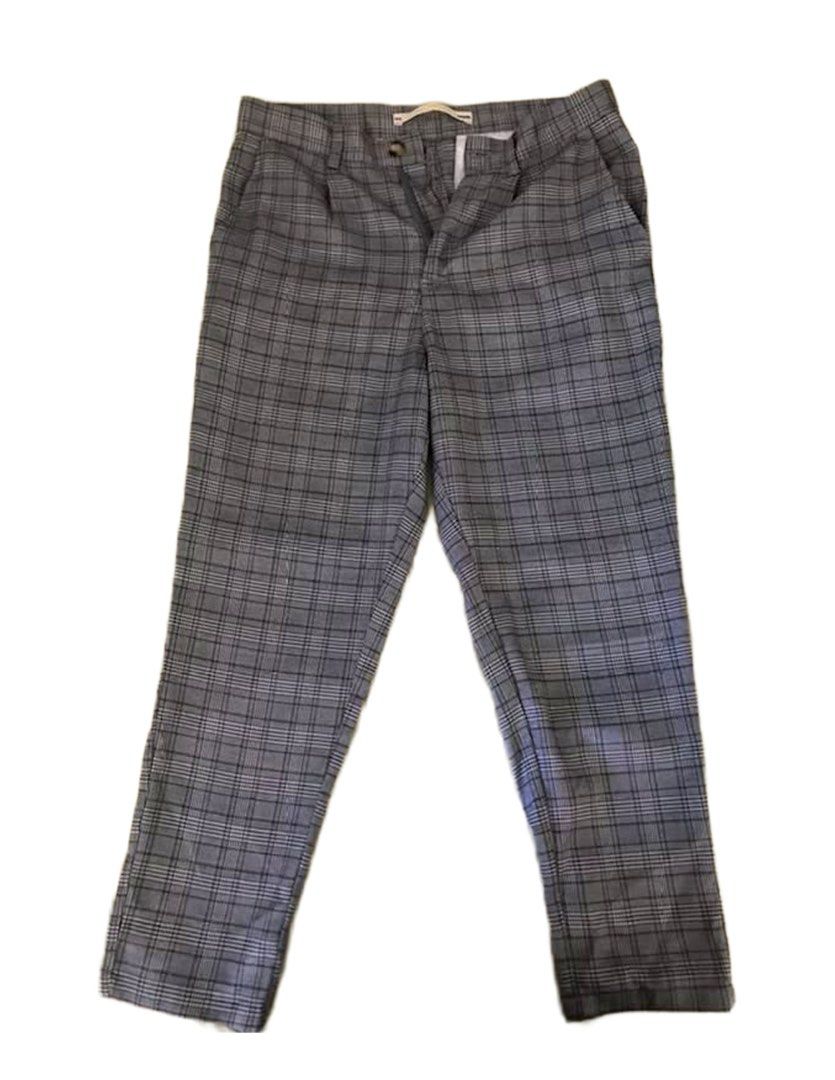Smyth Plaid Trousers (Category: Trousers) located in Makati City. Submitted by things77 (Listing ID 1424563833, Image 1). Description: - Smyth plaid trousers - Color: Gray plaid - Features: Button and zipper closure - Style: Smart casual W: 30 inches H: 36 inches.