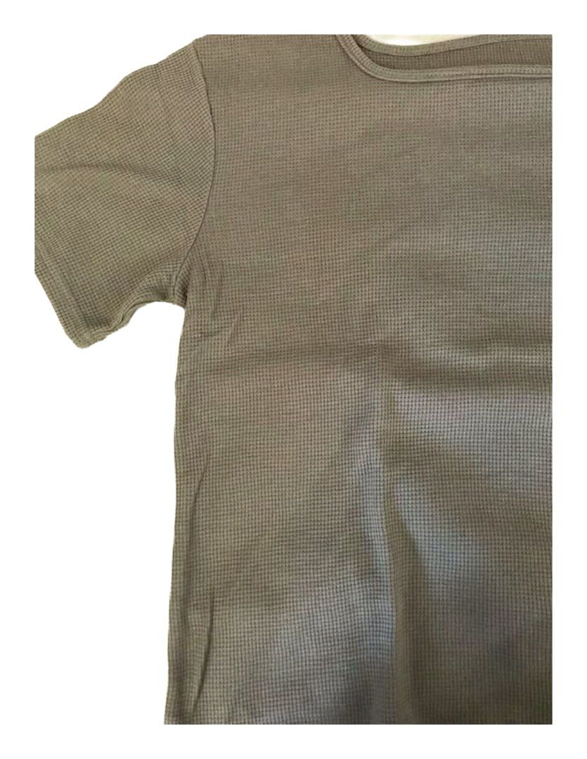 Square Neck Waffle Knit Top (Category: Shirts) located in Makati City. Submitted by things77 (Listing ID 1424563457, Image 2). Description: - Square neckline - Short sleeves - Waffle knit fabric - Muted olive green color - Simple, classic design - Comfortable and casual W: 19.5 inches H: 25 inches .