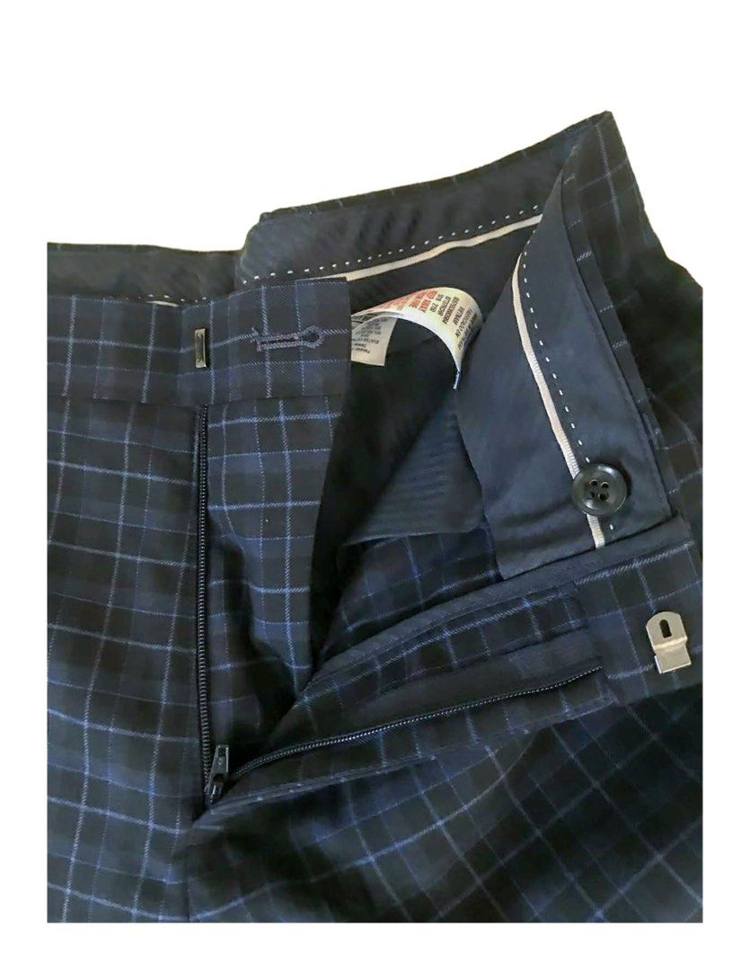 Topman Plaid Trousers (Category: Trousers) located in Makati City. Submitted by things77 (Listing ID 1424564096, Image 2). Description: - Stylish Topman trousers in a plaid pattern. - Features a zipper and button closure. - Made in Vietnam. - The trousers have a classic design suitable for various occasions. W: 28 inches H: 37 inches .