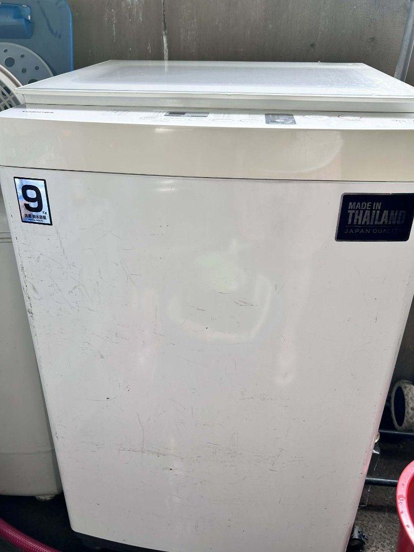 Toshiba 9kg Top Load Washing Machine (Category: Washing Machines and Dryers) located in San Juan City. Submitted by jether03 (Listing ID 1424656760, Image 3). Description: -Toshiba top load washing machine -9kg capacity -Includes options for water level, preset, process, course, start/hold, and power. -It is made in Thailand Issue: -Timer and dryer not accurate anymore Note: -We are located in 3rd floor and no one will be able to bring it down, i