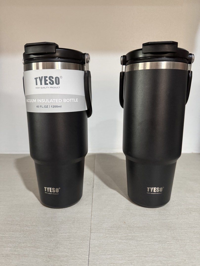 TYESO Vacuum Insulated Bottle 48oz (Category: Water Bottles & Tumblers) located in Makati City. Submitted by blushvanilla (Listing ID 1424527175, Image 2). Description: 1000 only for both!.