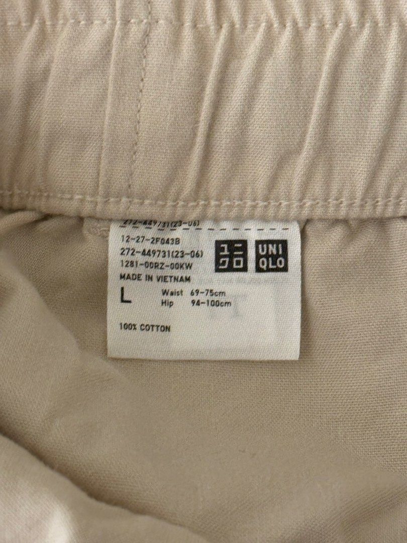 Uniqlo Cotton Relaxed Ankle Pants (Category: Other Bottoms) located in Cabanatuan. Submitted by omojiee (Listing ID 1424529542, Image 3). Description: - Uniqlo Cotton Relaxed Ankle Pants - Available Sizes: L and XL - Colors: beige, olive, navy, tan - Material: 100% Cotton - Features: Elastic waistband, relaxed fit - Perfect for casual wear.
