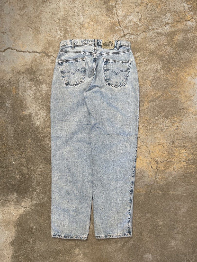 Vintage Levi's Silver Tab Relaxed Jeans (Category: Jeans) located in Bulacan. Submitted by archivesgallery_ (Listing ID 1424601284, Image 2). Description: - Levi's Silver Tab Relaxed Jeans -Measurements Waist: 32 Rise: 10 Length: 40 Leghole: 8 Thigh: 10.5 - Light wash denim - Relaxed fit - Size: 32 - Classic Levi's design.