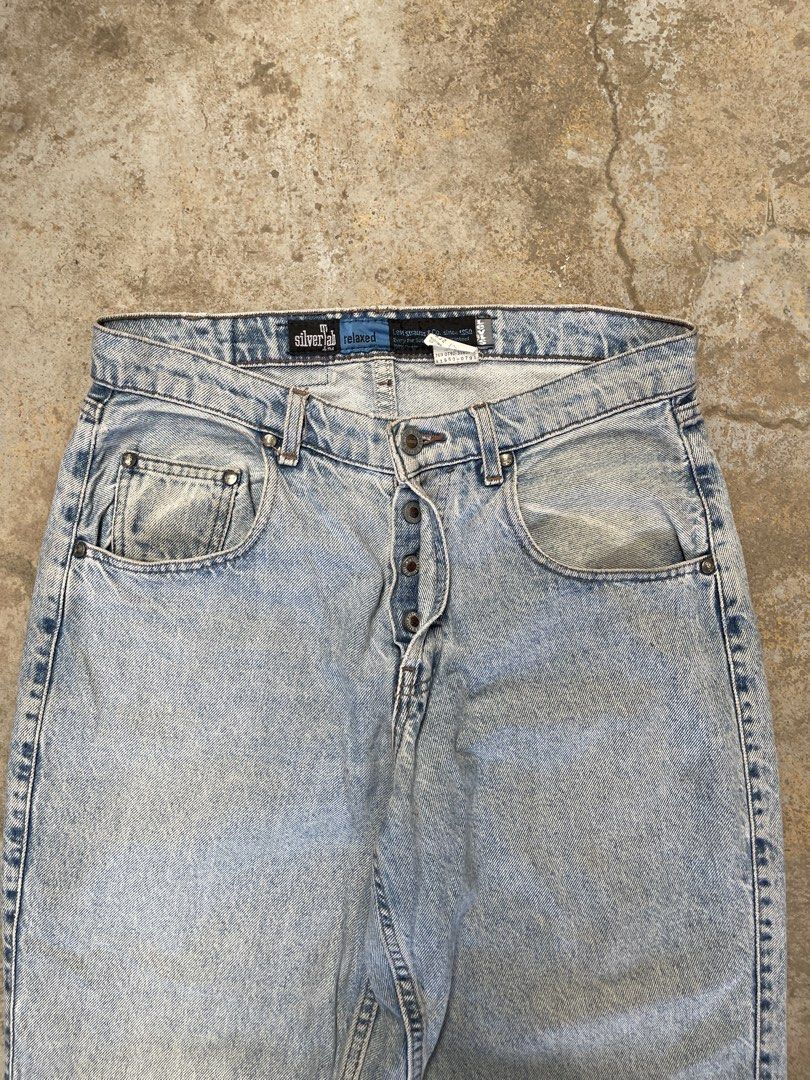 Vintage Levi's Silver Tab Relaxed Jeans (Category: Jeans) located in Bulacan. Submitted by archivesgallery_ (Listing ID 1424601284, Image 3). Description: - Levi's Silver Tab Relaxed Jeans -Measurements Waist: 32 Rise: 10 Length: 40 Leghole: 8 Thigh: 10.5 - Light wash denim - Relaxed fit - Size: 32 - Classic Levi's design.