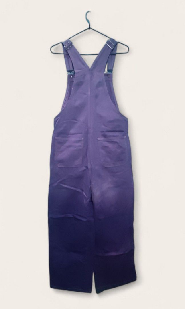 VIOLET OMBRE JUMPER!! GU ON TAG (Category: Jumpsuits) located in Quezon City. Submitted by thiftthiftlang (Listing ID 1424629343, Image 2). Description: Violet Ombre GU Jumper Not sure of real po, pero may wash tag. Medium on tag Medida size: Waist: 35 inch Length: 49 inch MOP: Gcash Payment MOD: JnT Express/Lalamove Buyer will shoulder the shipping.