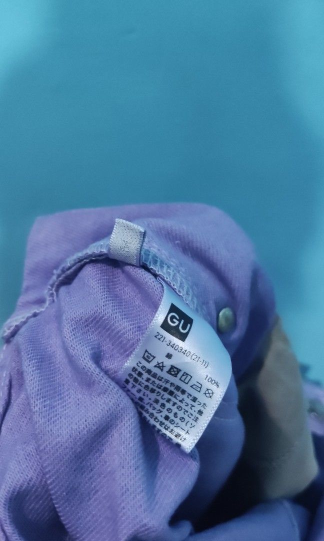 VIOLET OMBRE JUMPER!! GU ON TAG (Category: Jumpsuits) located in Quezon City. Submitted by thiftthiftlang (Listing ID 1424629343, Image 3). Description: Violet Ombre GU Jumper Not sure of real po, pero may wash tag. Medium on tag Medida size: Waist: 35 inch Length: 49 inch MOP: Gcash Payment MOD: JnT Express/Lalamove Buyer will shoulder the shipping.