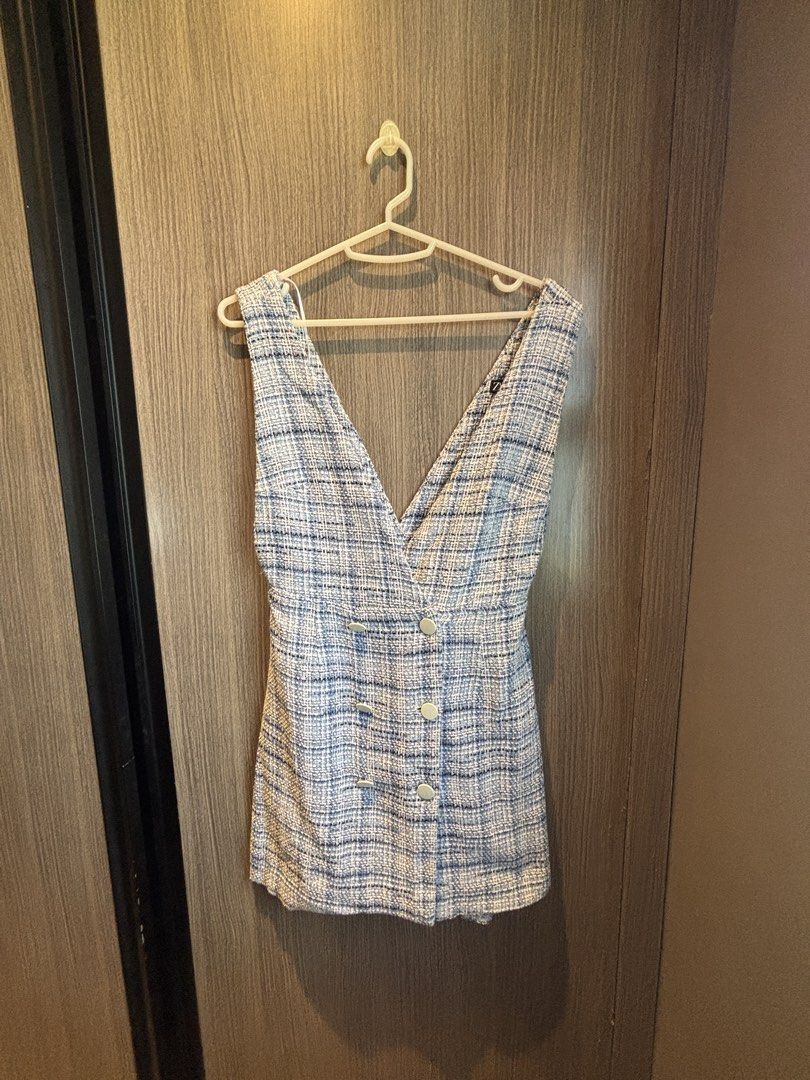 Zara | Tweed Mini Dress (Category: Dresses) located in Iloilo. Submitted by mn.067 (Listing ID 1424607080, Image 1). Description: .