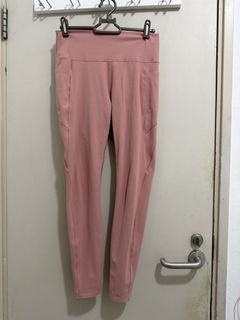 （分類：）位於 。 由 cozy_finds 提交（商品編號 1424788855，圖片 1）。簡介： 。