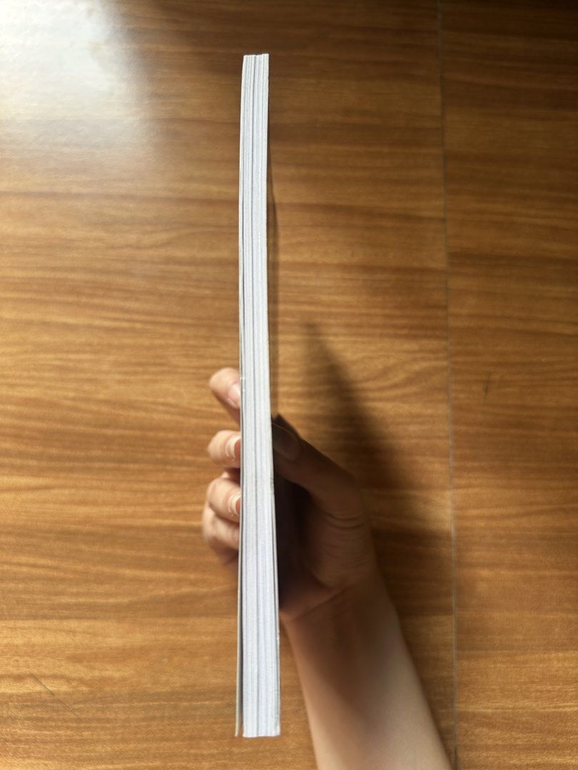 A Gentle Reminder by Bianca Sparacino (Category: Storybooks) located in Cainta. Submitted by scarletsclosetph (Listing ID 1424716175, Image 3). Description: - has scratches - bought from 🍊, not authentic but like original, same pages/writing/copy - self-help book RFS: decluttering! 📍loc: Cainta, Rizal Available for Delivery & Meet-up at Sta. Lucia Mall/Q-Plaza .