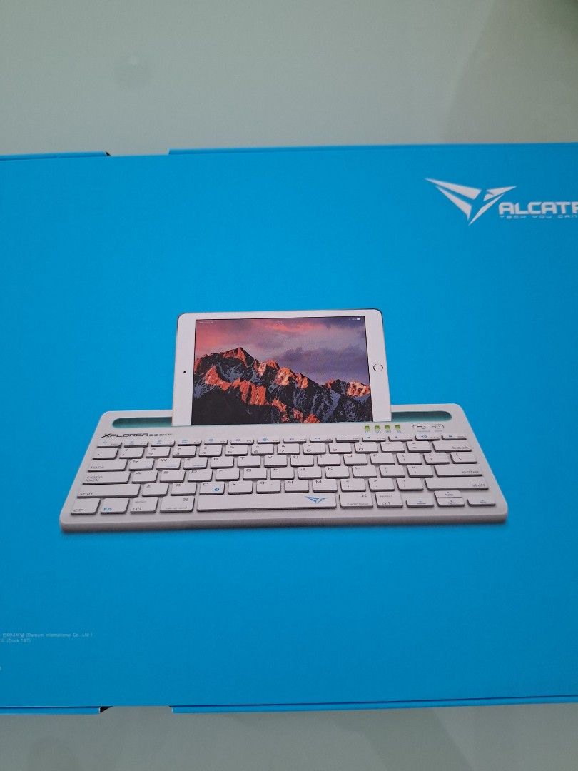 Alcatroz Xplorer Dock 1st Wireless Keyboard446305134917734402