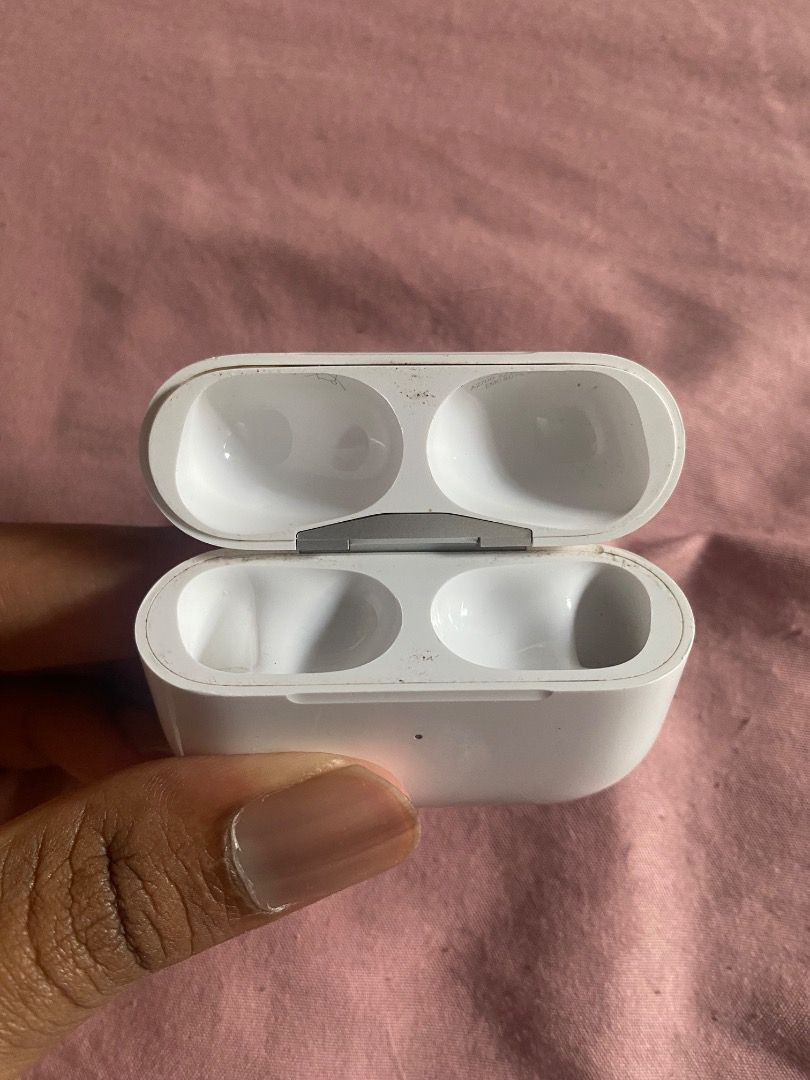 Apple AirPods Pro 265626222680194112