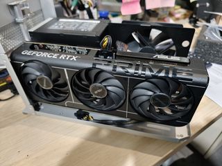 （分類：）位於 。 由 ryanheung706 提交（商品編號 1424735623，圖片 1）。簡介： 。