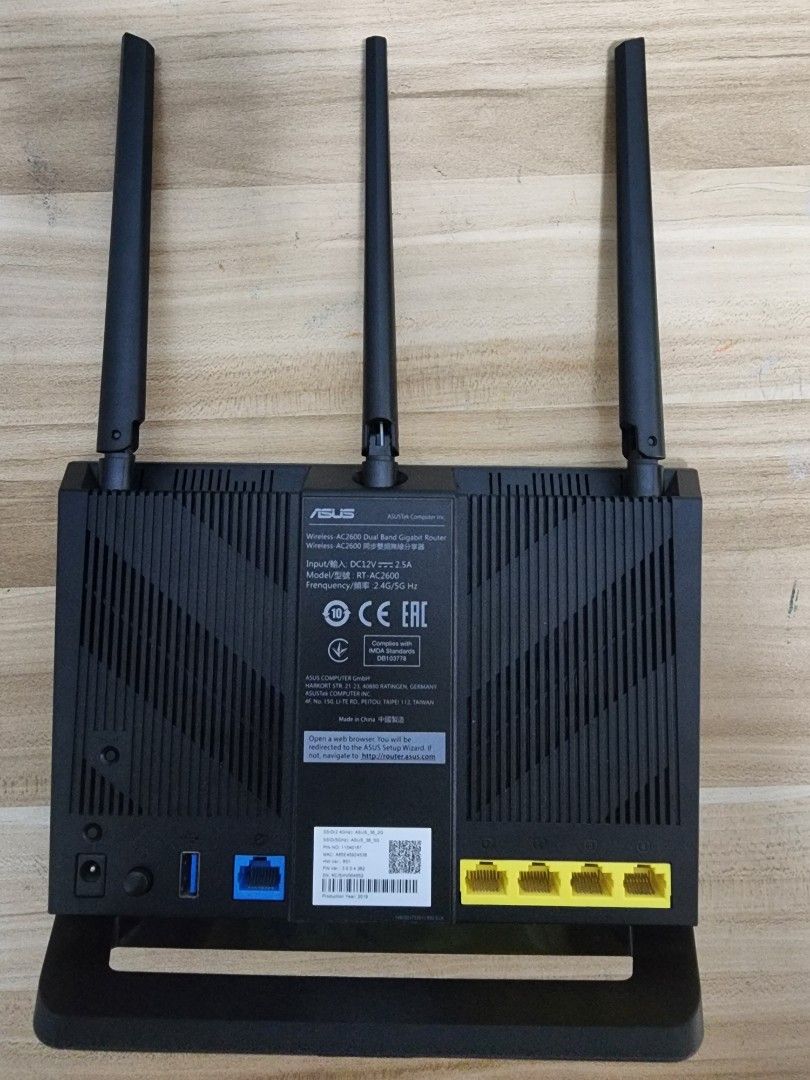 ASUS RT-AC2600 router460521719528181761