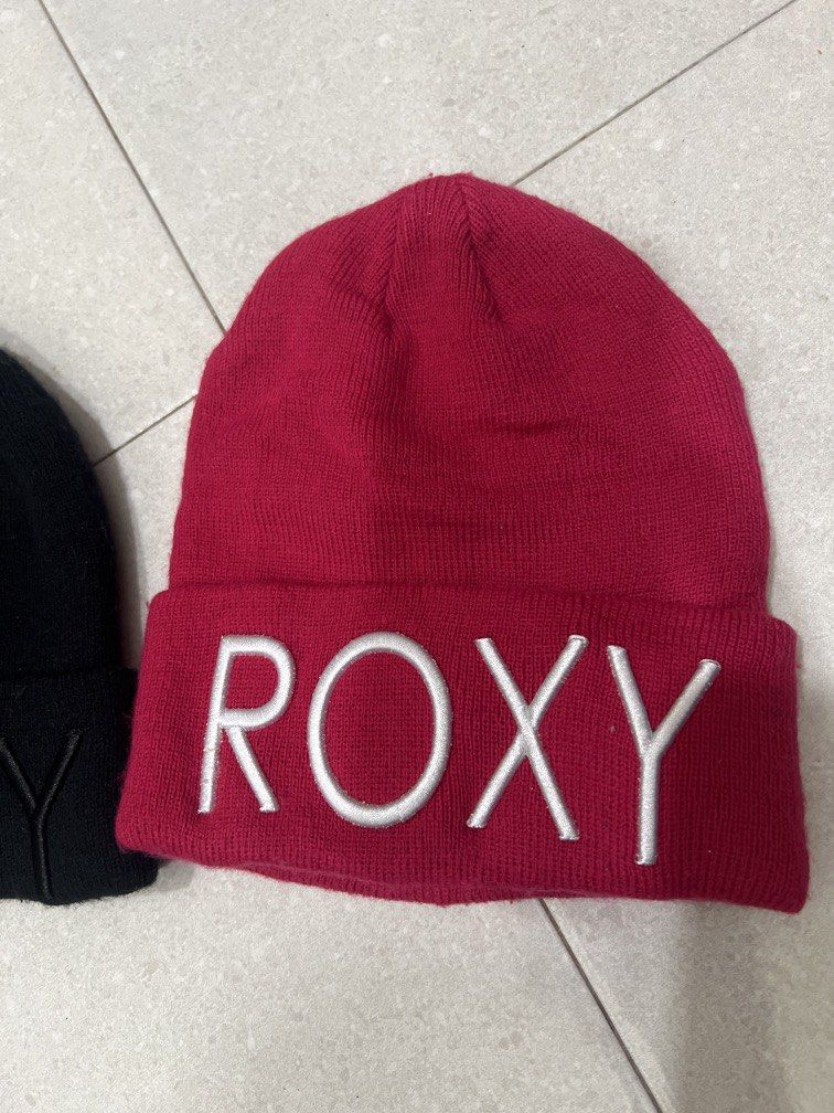 Beanies Roxy (Category: Cap & Hats) located in Rompin. Submitted by saudagarcrulbundle (Listing ID 1424774721, Image 1). Description: 2 Combo Roxy.