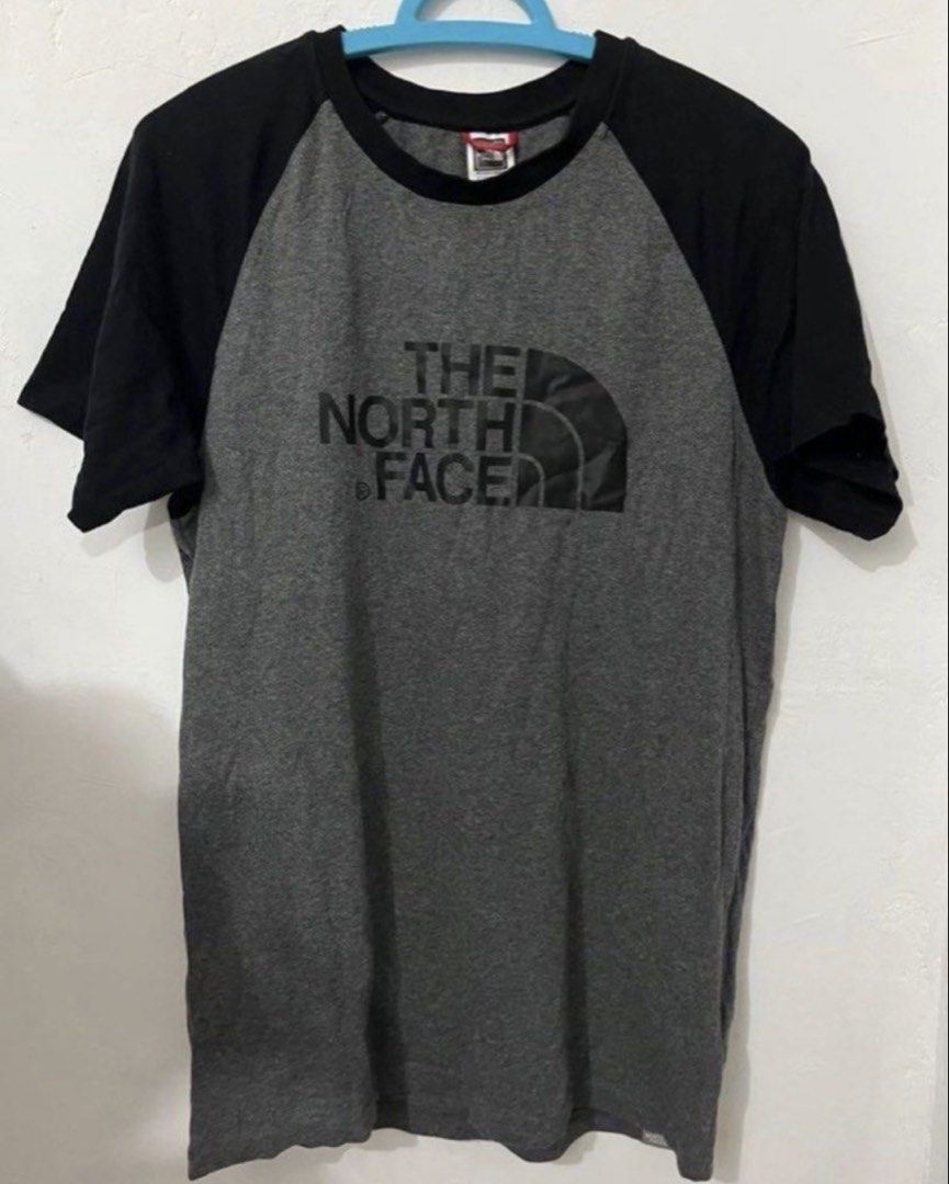 BN The North Face Shirt (Category: Tshirts & Polo Shirts ) located in Mandaluyong City. Submitted by _jebtrd (Listing ID 1424810907, Image 1). Description: New, no tag. Nalabahan lang. Di nasuot. Fits small-medium frames (Pinoy size).