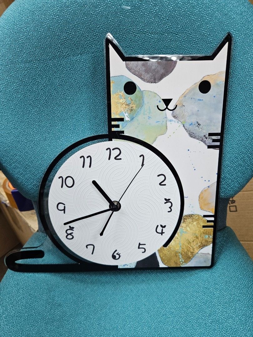 Cat Clock (Category: Clocks) located in Singapore. Submitted by happy4j (Listing ID 1424721839, Image 1). Description: Cat Clock $7 Self collect at 128384 Courier $7. No cod.