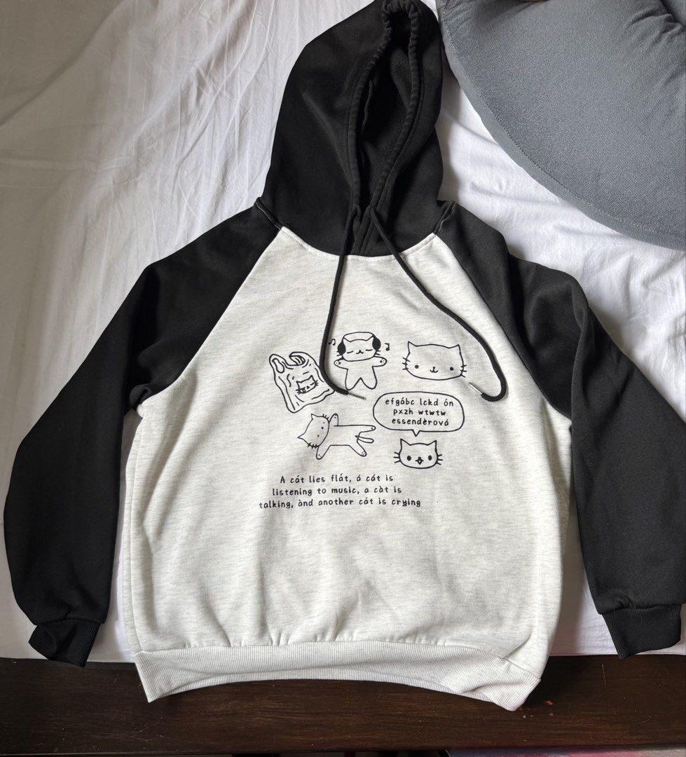 Cat Graphic Hoodie (Category: Coats, Jackets and Outerwear) located in Manila. Submitted by crazycat13 (Listing ID 1424728165, Image 1). Description: Opened but not used. Doesnt fit.