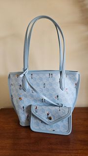 (Category: ) located in . Submitted by katccloset (Listing ID 1424707847, Image 1). Description: .