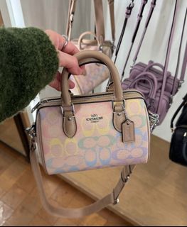 （分類：）位於 。 由 funsselling 提交（商品編號 1424826203，圖片 1）。簡介： 。