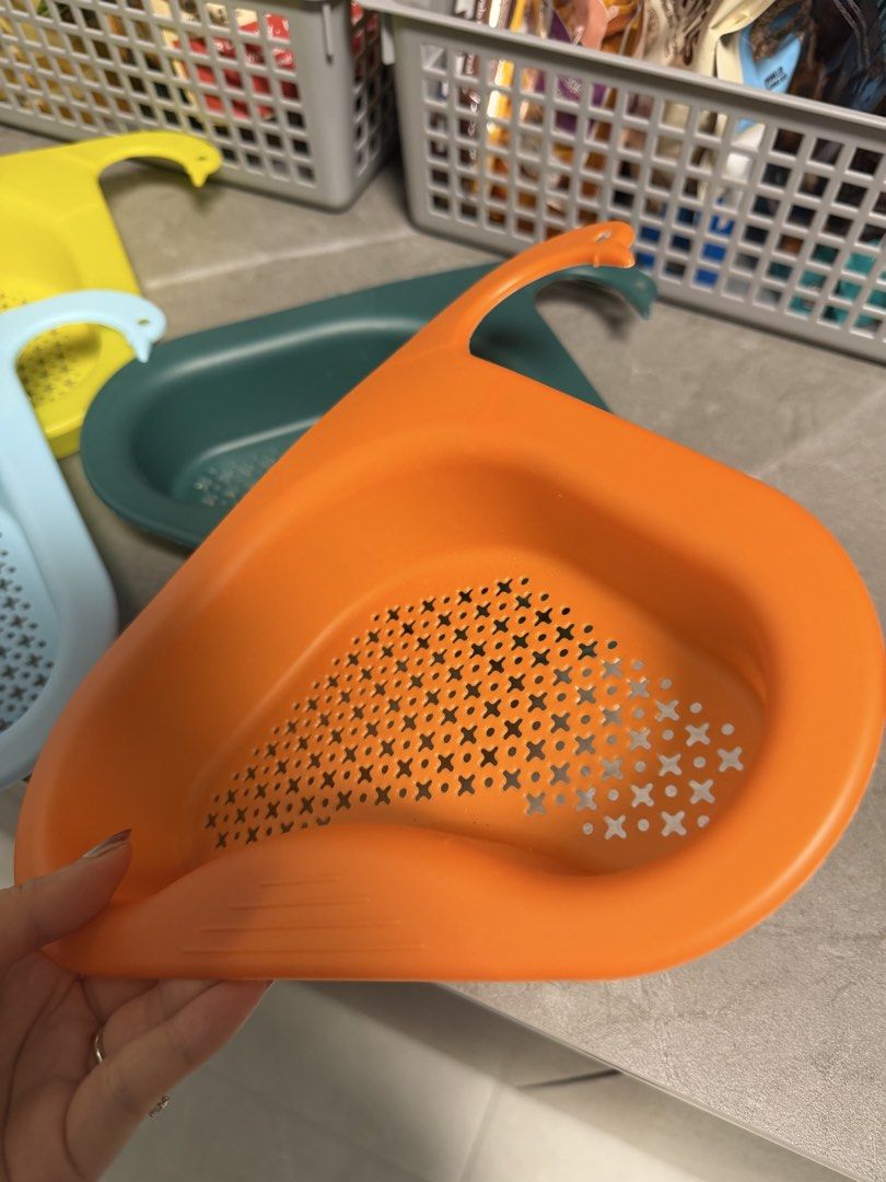 Colorful Kitchen Colanders - Set of 4446003002003302401