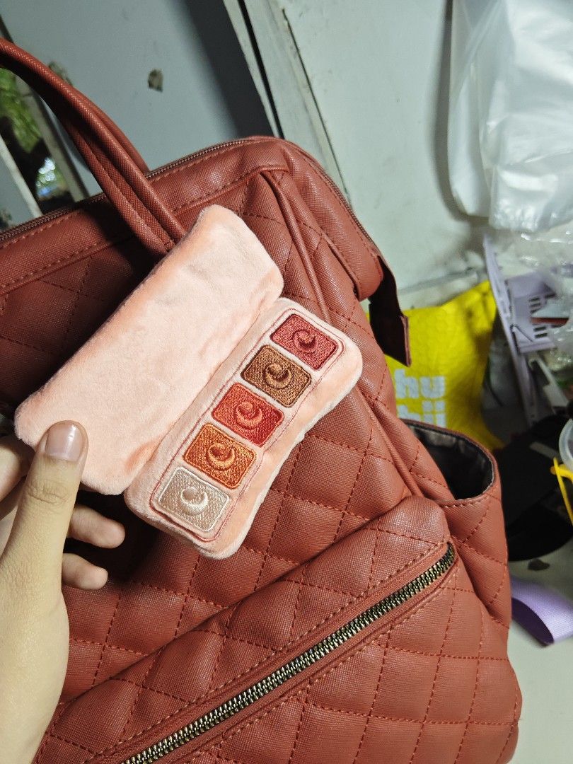 COLOURETTE POCKET PEACH BLIND BOX FRESH PULL (Category: Makeup) located in Paranaque City. Submitted by iloveem (Listing ID 1424722971, Image 3). Description: Colourette Pocket Peach First Base set. It includes a compact with a mirror, a first base product, and a sponge. The set comes in a peach-colored box. There is also a small, peach-colored pouch with a makeup palette inside. The pouch has a cute embroidered face..