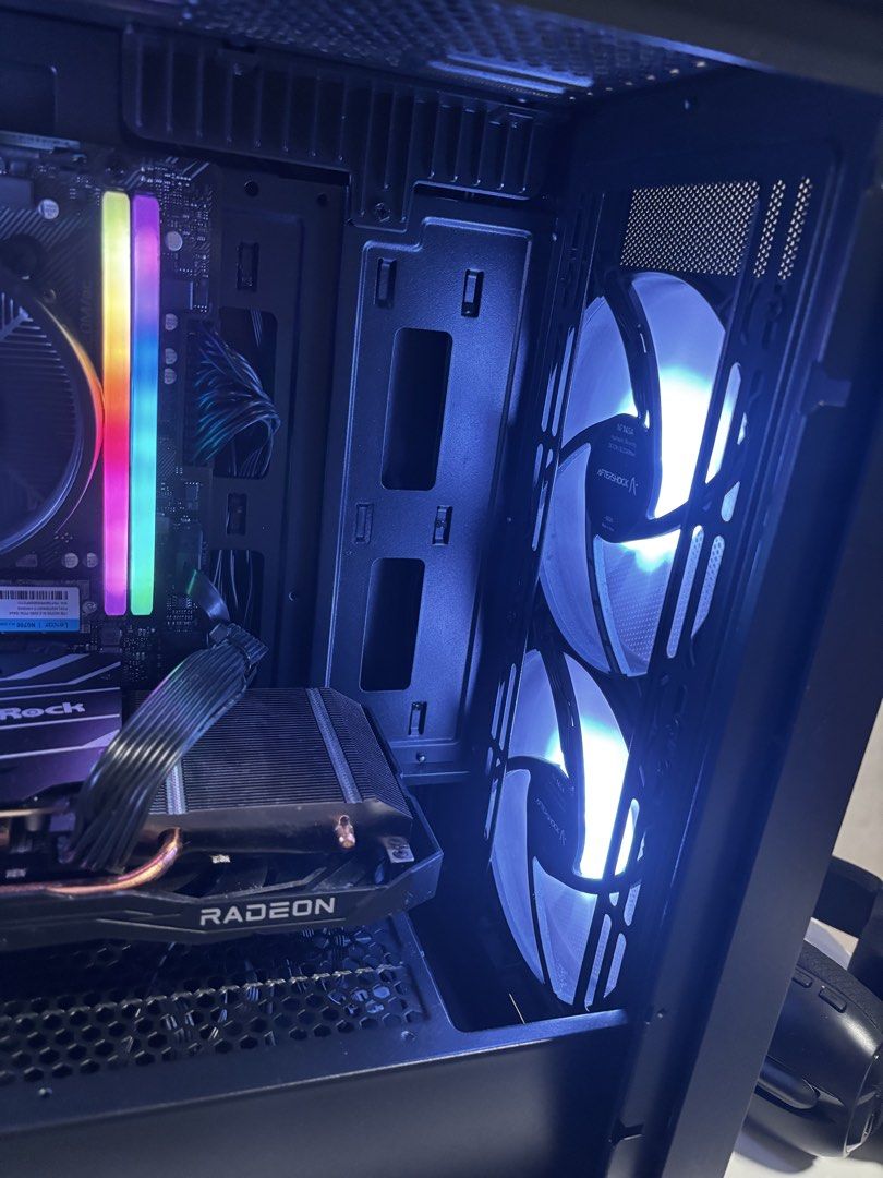 Custom Gaming PC 65672491345410112