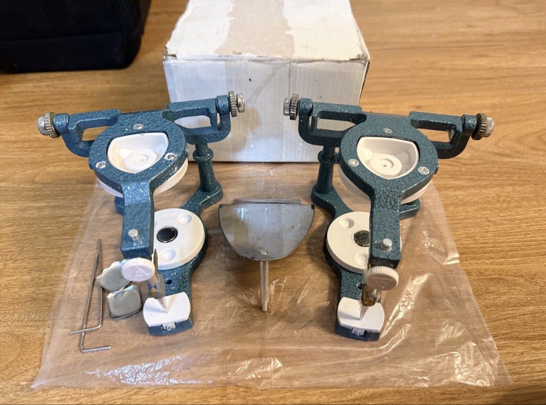 Dental Magnetic Articulator (Category: Everything Else Others) located in Cavite. Submitted by mapski (Listing ID 1424835902, Image 2). Description: • 4 Magnetic Articulator [sold as set].