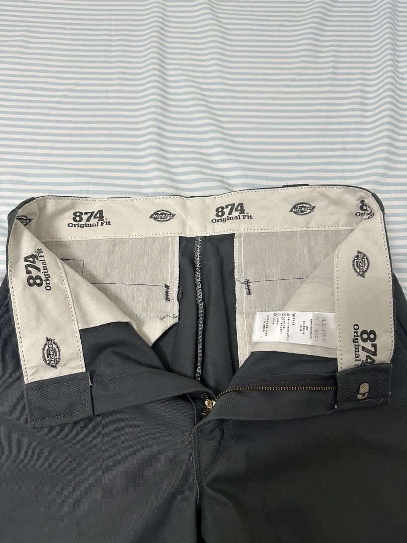 Dickies 874 Original Fit Pants (Category: Jeans) located in Mandaluyong City. Submitted by declutterwithdx (Listing ID 1424823957, Image 2). Description: Authentic dickies 874 pants (straight fit) Color: Gray Bought in Dickies trinoma Used 3x max 14 inches on waistband when laid flat Altered - length of pants is 38 inc RFS: Straight cut jeans dont fit my body type Meet ups in greenfield Or grab/lalamove mandaluyong area.