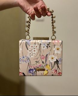 （分類：）位於 。 由 ching0.0 提交（商品編號 1424727969，圖片 1）。簡介： 。