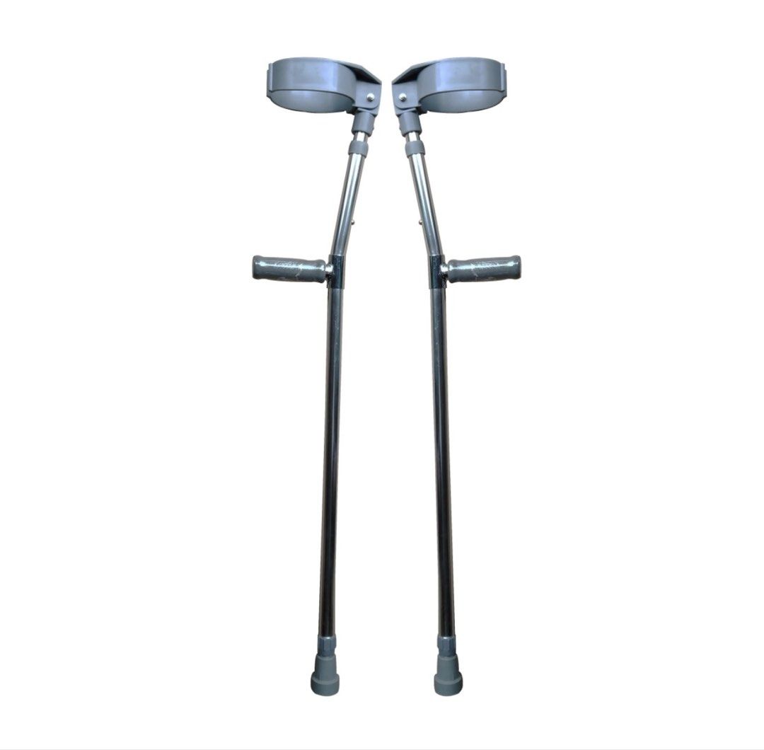 Forearm Aluminum Crutch / Saklay (Category: Everything Else Others) located in Muntinlupa City. Submitted by slaybabee (Listing ID 1424740147, Image 1). Description: Used a few times only - Lightweight and sturdy extruded aluminum tube with anodized finish - The upper and lower tube has an independent spring lock pin for adjusting arm cuff and handle height to fit different users from 37.4-49.61 arm cuff: 4 levels, handle: 10 levels - Ergonomical