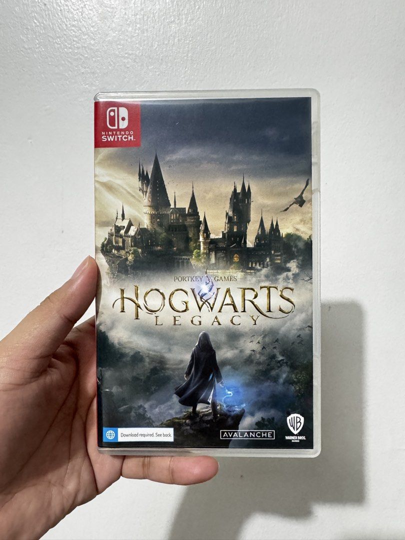 Hogwarts Legacy - Nintendo Switch (Category: Nintendo) located in Bacoor. Submitted by dianaebuen (Listing ID 1424829761, Image 1). Description: Hogwarts Legacy Like new. Comes with the case. Perfectly working. RFS: Finished playing Price slightly negotiable. FREE shipping MOP: BPI, GCash .