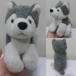 (Category: ) located in . Submitted by muffinstoysshop (Listing ID 1424867304, Image 1). Description: .