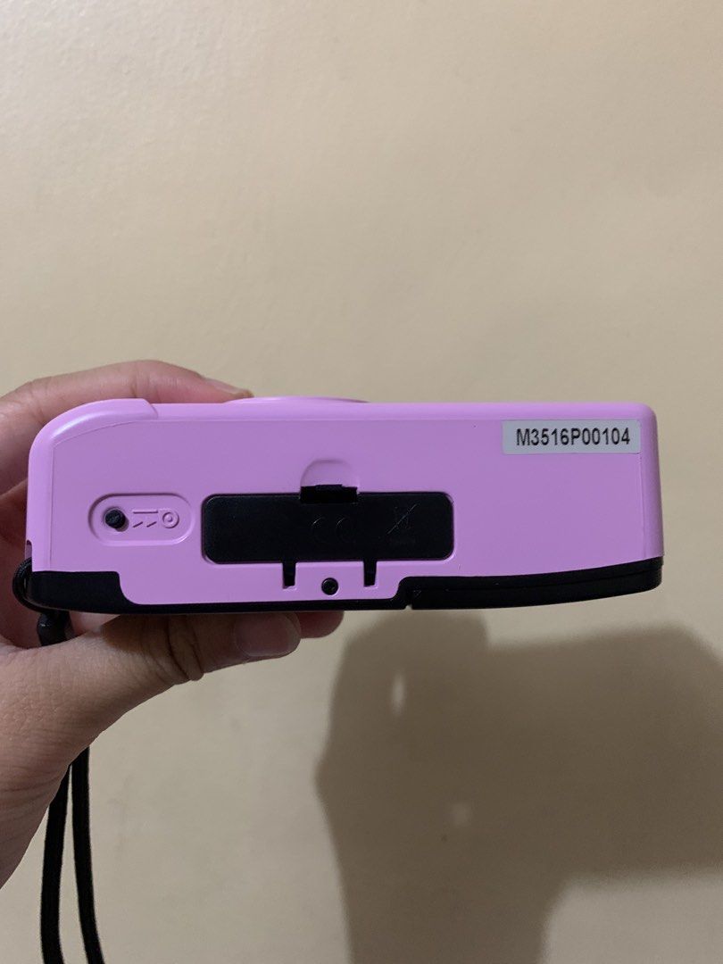 kodak m35 film camera (Category: Cameras) located in Manila. Submitted by milesdeclutters (Listing ID 1424829400, Image 2). Description: reusable film camera (uses 35mm film) last used 2021, have not tested since slightly negotiable.