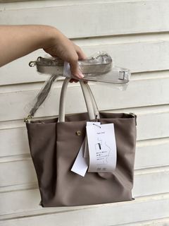 (Kategori: ) berada di . Dikirim oleh bubupreloved___ (ID iklan 1424753257, Gambar 1). Deskripsi: .