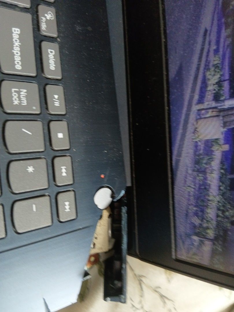 Lenovo Laptop412407086438819844