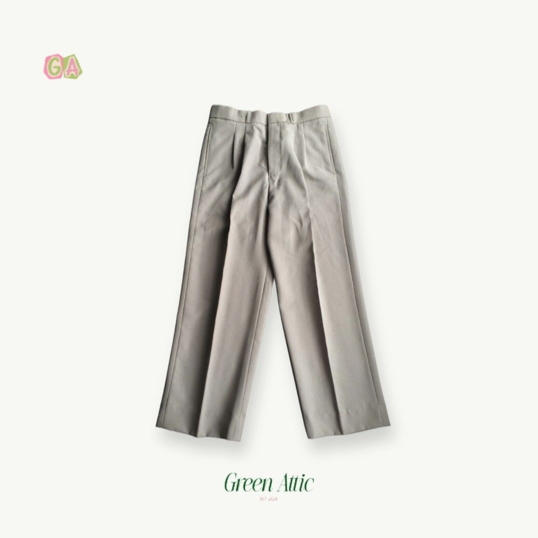 Light Khaki Ecru Slacks Trousers for Men Size 29 (Category: Other Bottoms) located in Baguio. Submitted by green.attic (Listing ID 1424712751, Image 1). Description: Light Khaki Ecru Slacks 🧷 Deets: - Has 2 front pockets (12" deep) - Has 2 back pockets (6.5" deep) - Working zipper, inside button, and hook and bar fastener Actual color is close to the second picture. Ang hirap i-explain ng kulay niya in real life. 📏 Dimes: Waist - 29" Length - 3