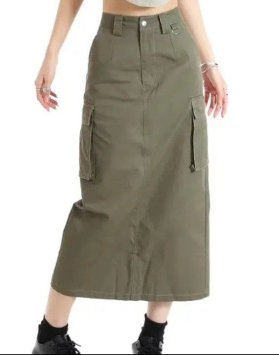 Long Cargo Skirt (Army Green) (Category: Skirts) located in Manila. Submitted by li.daniel (Listing ID 1424792527, Image 1). Description: —never worn —size; m (23-26).