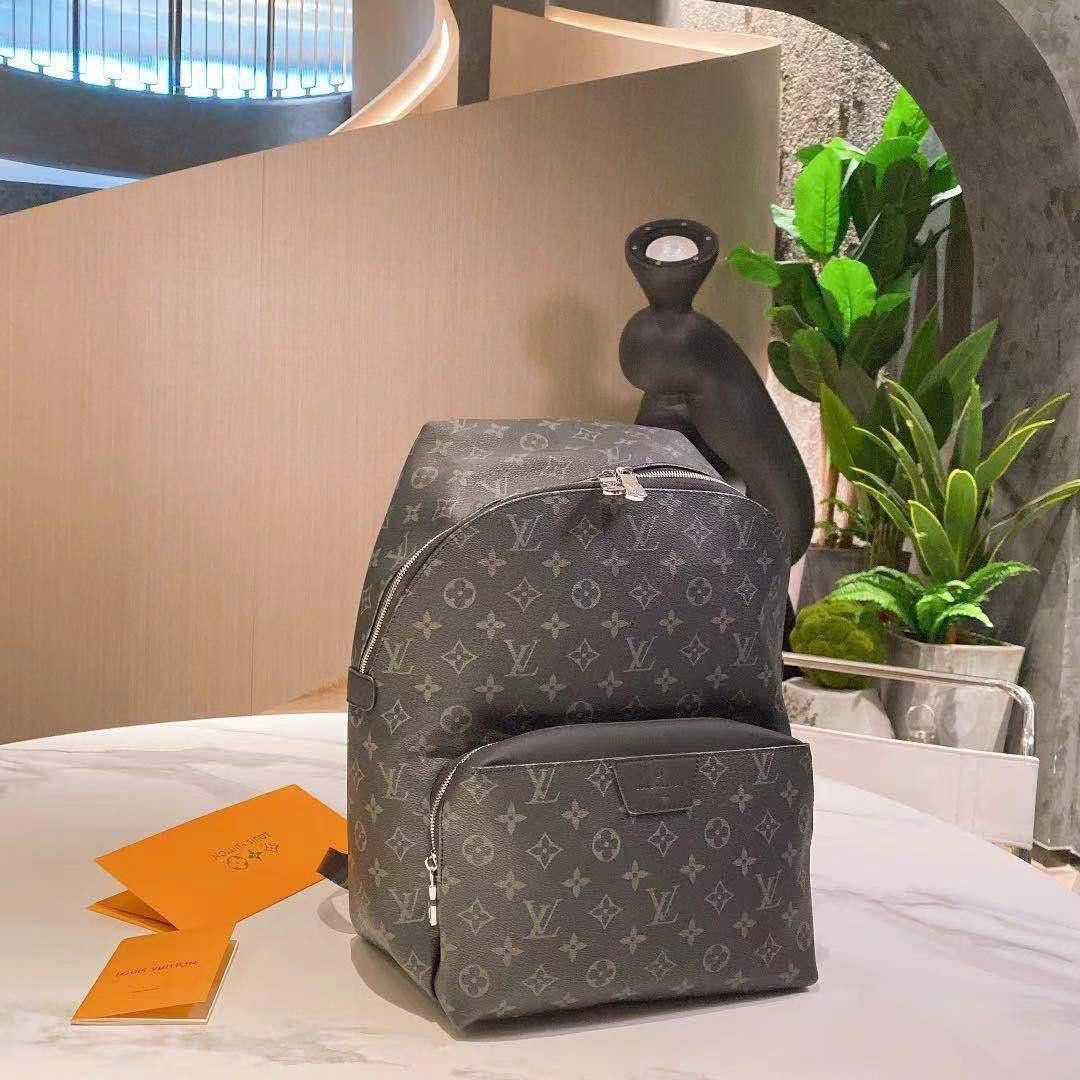 Louis Vuitton Monogram Eclipse Backpack (Category: Bags & Wallets) located in Singapore. Submitted by cheesylasagnaaa (Listing ID 1424801094, Image 1). Description: - Louis Vuitton Monogram Eclipse Backpack - Spacious main compartment - Front pocket for easy access - Minimal signs of wear - Doesnt include box as it was thrown away accidentally😅 - meetups only at wdls int.
