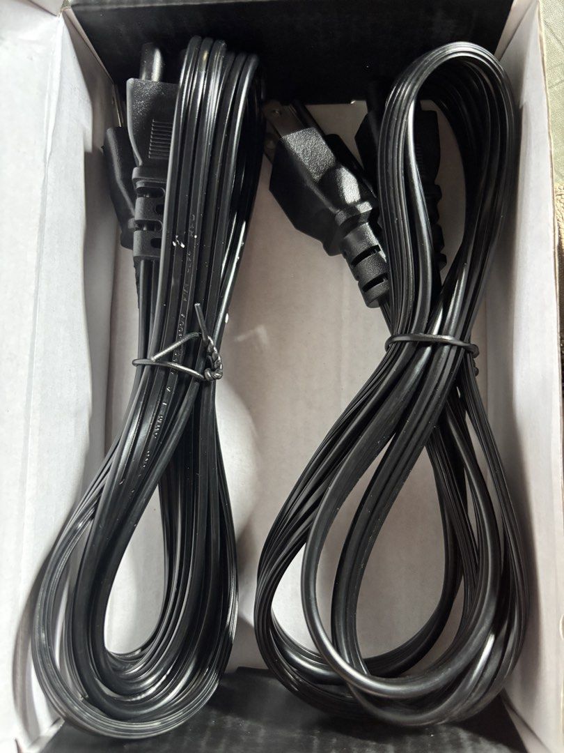 lpo universal power cord for laptop (Category: Chargers) located in Quezon City. Submitted by lrahc__ (Listing ID 1424751304, Image 1). Description: .