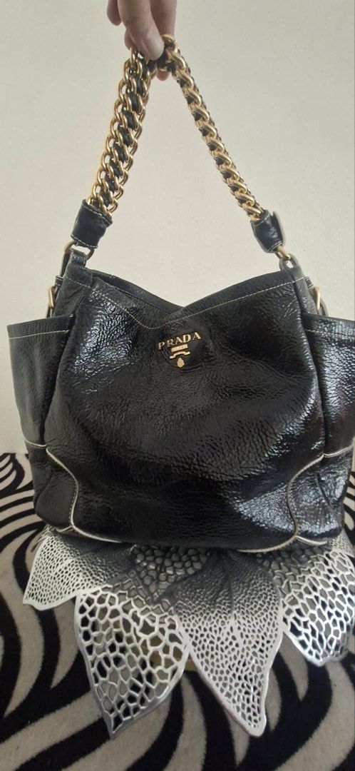 luxury bags sale Assorted 1000-2000 (Category: Luxury Bags & Wallets) located in Cebu City. Submitted by cloverseven23 (Listing ID 1424837843, Image 1). Description: 1000-2000 price range.
