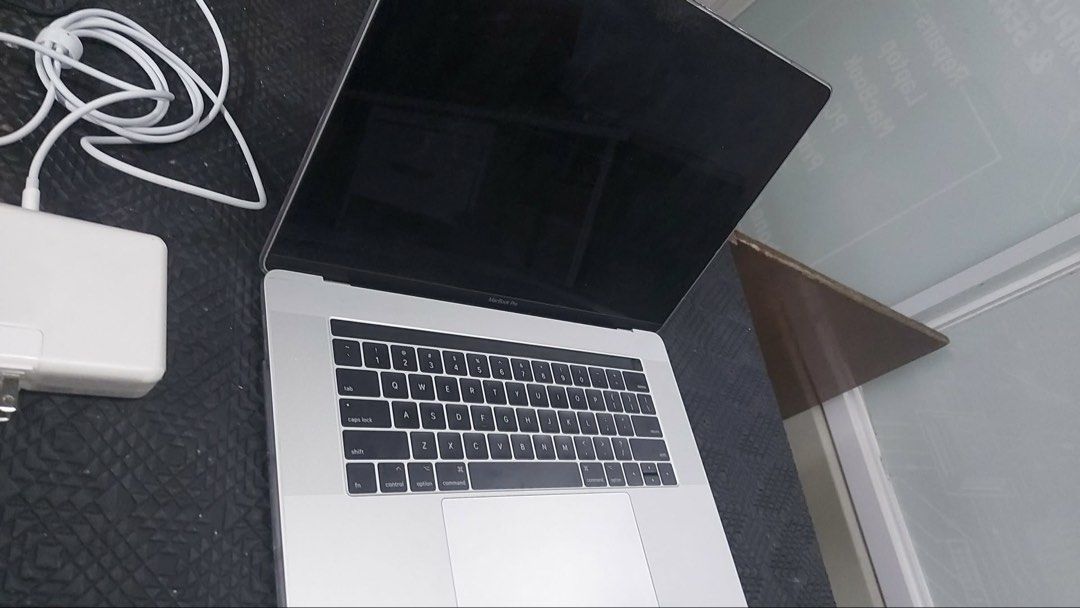 MacBook Pro i7 2017 15” Board/Battery Problem (Category: Laptops & Notebooks) located in Los Banos. Submitted by jay_thrift (Listing ID 1424766722, Image 1). Description: - includes laptop protector - board problem and some minimal scratch sa screen - newly changed battery BEFORE board problem - with working Touch Bar - buy at your own risk since secondhand ko rin nabili - di na siya nag-oopen, meaning sira na kaya kayo na po bahala magpatingin -
