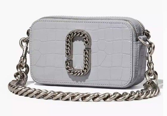 Marc Jacobs Snapshot Croc Embossed (Category: Luxury Bags & Wallets) located in Manila. Submitted by anythinggoesshop (Listing ID 1424803801, Image 3). Description: Guaranteed authentic Marc Jacobs snapshot bag. with dust bag, care card and og tag. interior is clean, no stains. chain strap not included. no issues rfs selling low need funds for medication.