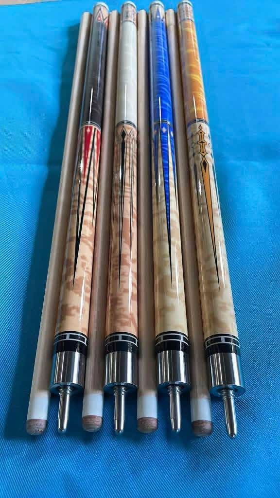 Myth cue sticks (Category: Billiards and Bowling) located in San Pablo. Submitted by vennisa.sportssupplies (Listing ID 1424776743, Image 3). Description: .