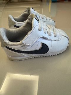 (Category: ) located in . Submitted by shopdrop5284 (Listing ID 1424771899, Image 1). Description: .