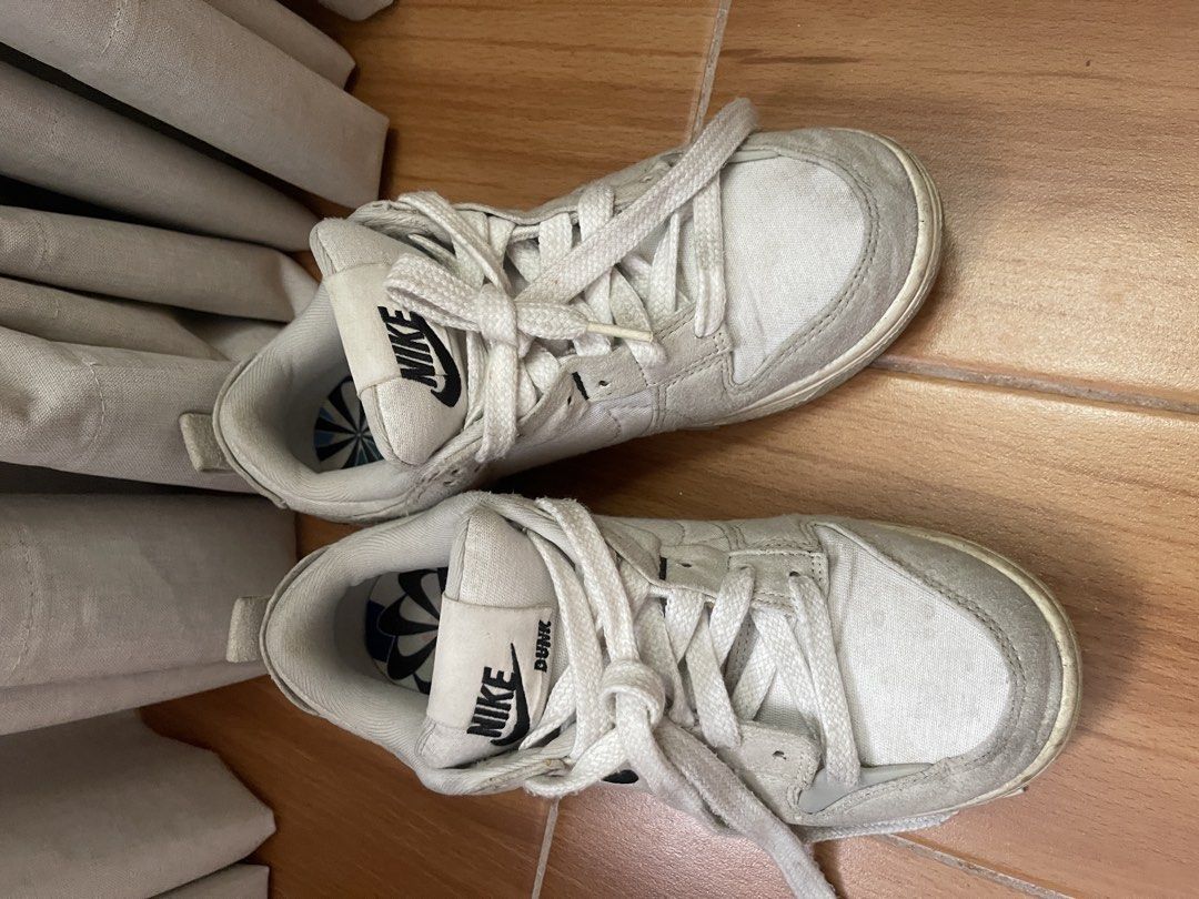 Nike Dunk Low Disrupt 2 - pale ivory black (Category: Sneakers) located in Las Pinas. Submitted by bfastclb (Listing ID 1424758794, Image 2). Description: - needs cleaning.