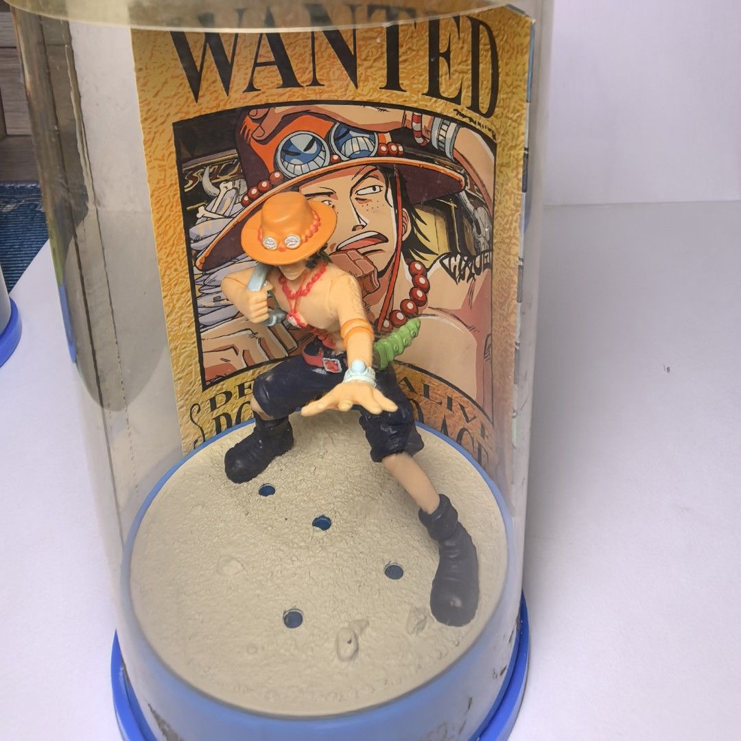 One Piece Wanted Poster Figurines Set, Hobbies & Toys, Toys
