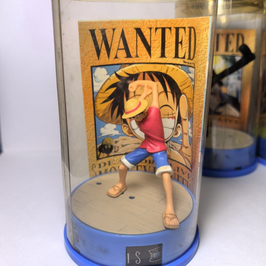 One Piece Wanted Poster Figurines Set, Hobbies & Toys, Toys