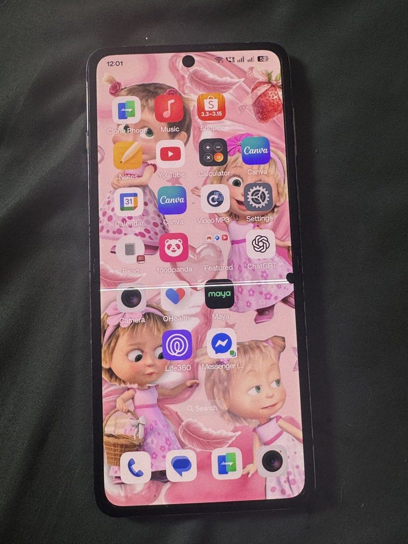 OPPO N3 FLIP (Category: OPPO) located in Manila. Submitted by chowpade (Listing ID 1424736832, Image 2). Description: ORIGNAL PRICE: 64k+ Kayo na lang po magpagawa, screen replacement na po sya ISSUE: May lines and black spot na Hindi na napipindot screen (I just use it with mouse) The rest is goods na goods pa po Working yung small screen .