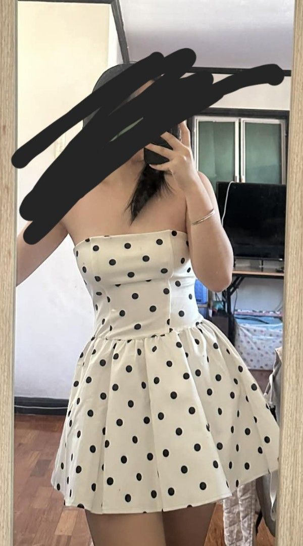 Polka Dot Strapless Dress (Category: Dresses) located in Quezon City. Submitted by declutterhouse (Listing ID 1424715706, Image 1). Description: polka dot dress from orange app bought for 800 selling for 500 worn once only for vday..